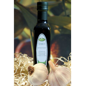 olio-extravergine-oliva-aromatizzato-aglio